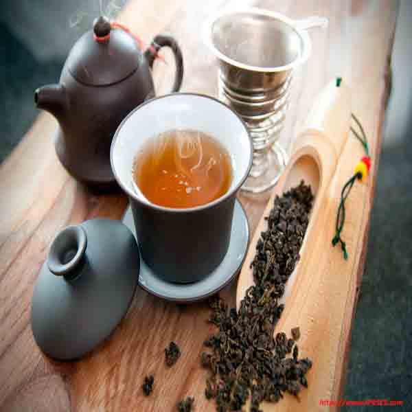 چای اولانگ Oolong Tea: برای آب شدن چربی‌های شکم